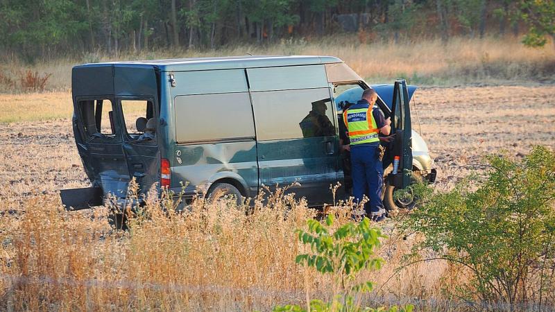 Gyerekek is sérültek az M5-ös autópályán bekövetkezett tragikus baleset következtében – képgalériával.