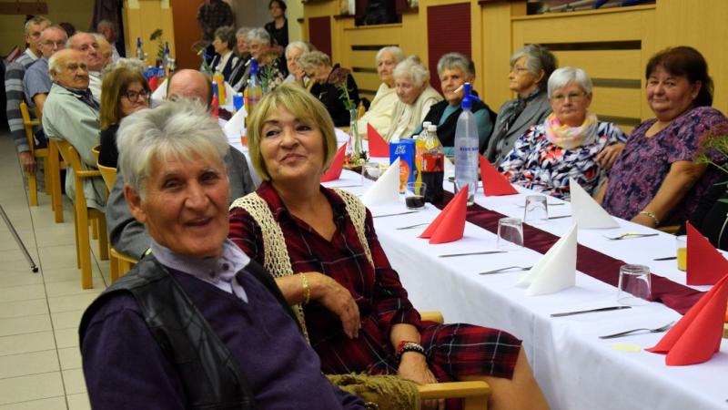 Ez a zalai település mesterien ért ahhoz, hogyan kell gondoskodni az idősekről – ezt a kiváló munkát már elismeréssel is jutalmazták! (galéria, videó)