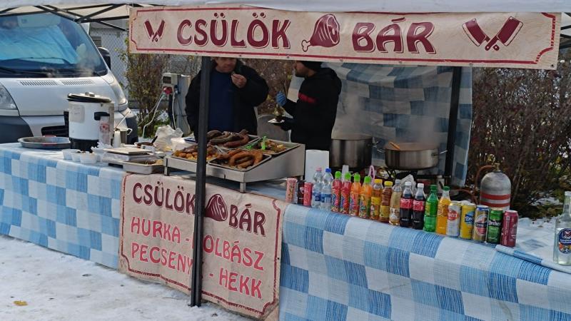 Fedezd fel a DUOL különleges világát, ahol a Kati Világának kézműves sajtjai egyedülálló élményt nyújtanak! Nézd meg videónkat, és merülj el a sajtkészítés művészetében, amely tele van ízekkel és szenvedéllyel. Kóstolj bele a hagyományos és innovatív ízek