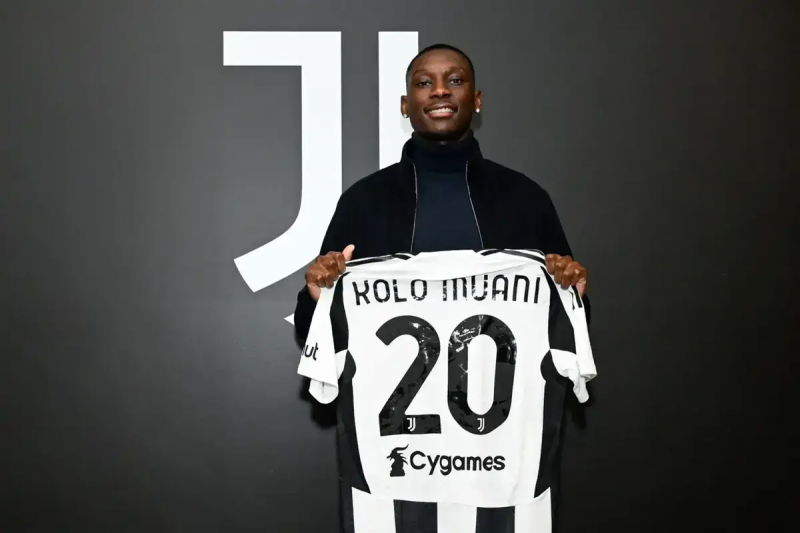 A Juventus hivatalosan bejelentette, hogy kölcsönszerződést kötött a PSG csatárával.