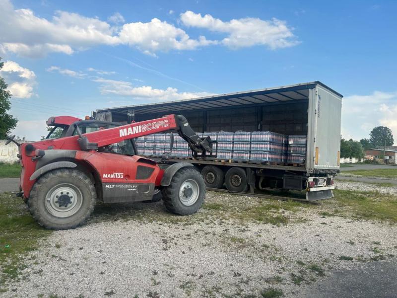Több mint 300 ezer liter ivóvizet osztottak ki a Kis-Küküllő partján fekvő települések lakóinak.