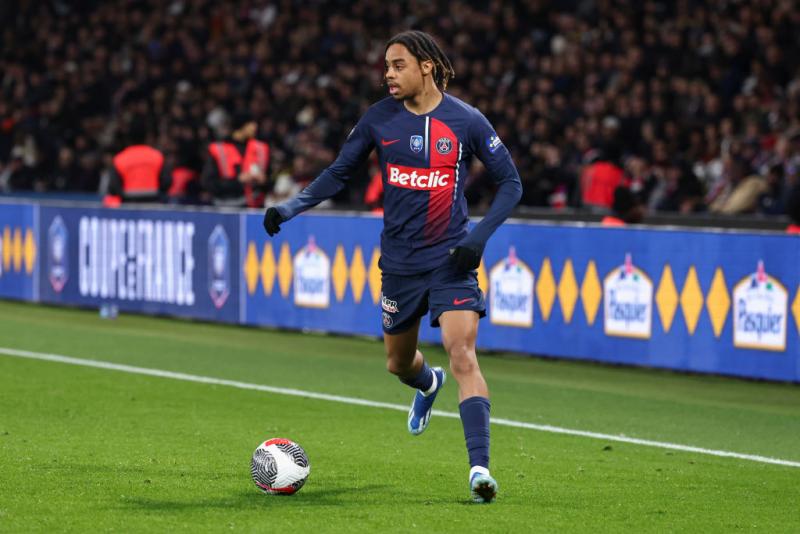 Újabb izgalmas átigazolási hír érkezett a Liverpool háza tájáról! A vörösök komolyan fontolóra veszik, hogy jelentős összeget áldozzanak a PSG kiemelkedő játékosáért. Vajon a Premier League legendájának színeiben láthatjuk a francia csillagot a következő 