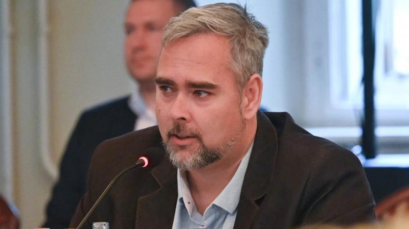 Az Óbudai Fidesz frakciója a polgármester lemondását és új választások kiírását sürgeti.