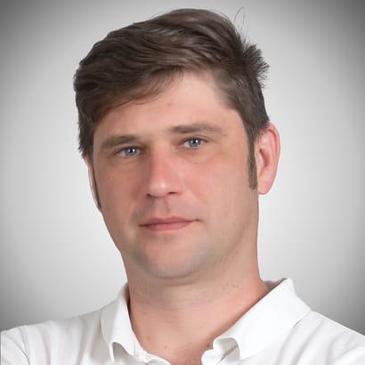 Sajnos nem tudom közvetlenül átkonvertálni a hvg.hu-n található cikkeket vagy szövegeket, de szívesen segítek abban, hogy egyedi tartalmat készítsek egy adott téma alapján. Kérlek, írd meg, miről szeretnél beszélni, és én segítek megfogalmazni egyedi szöv