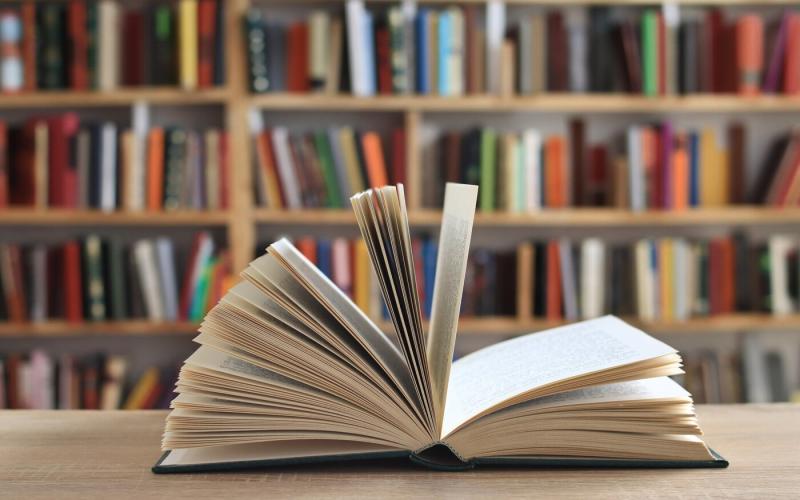 Háy János, Szabó T. Anna és Babarczy Eszter izgalmas új könyveikkel lépnek a közönség elé a Margó fesztivál keretein belül. Az esemény lehetőséget biztosít arra, hogy a három tehetséges író bemutassa legfrissebb alkotásait, és betekintést nyújtson a munká