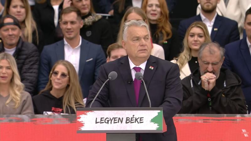 Orbán: Az űrből is észlelhető, hogy ismét tiétek Budapest utcáinak színtere | szmo.hu