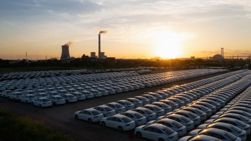 Kiemelkedő chipválság közeledik: gyárbezárásokra lehet számítani, és a magyar autóipar is érintett lehet - Pénzcentrum